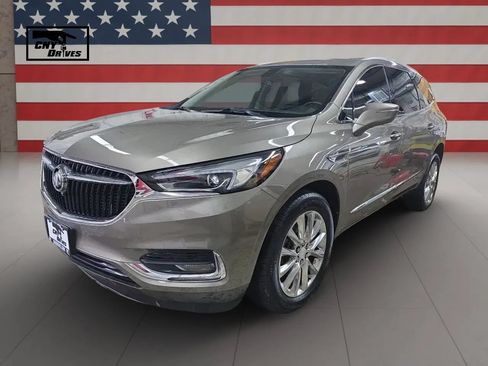 Used 2020 Buick Enclave Essence w/ Sound and Sites Package AWD/4WD image 1