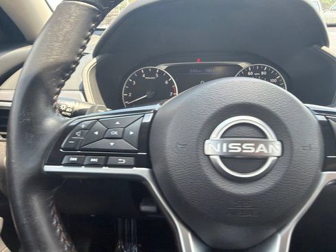 Used 2024 Nissan Altima 2.5 SR AWD/4WD image 26
