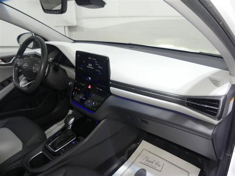 Used 2020 Hyundai Ioniq Limited FWD image 25