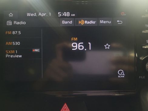 Used 2021 Kia Sorento EX w/ Panoramic Sunroof Package image 25