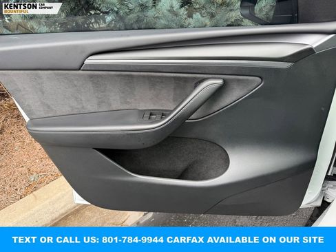 Used 2023 Tesla Model Y Performance image 20