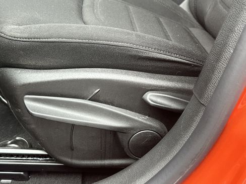 Used 2019 Jeep Renegade Latitude image 10