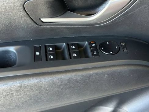 Used 2025 Hyundai Tucson SEL FWD image 12