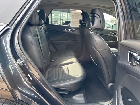 Used 2024 Kia Sportage SX image 45