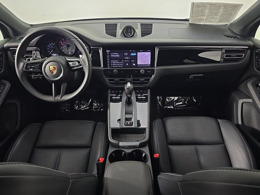 Certified 2023 Porsche Macan S AWD/4WD image 30