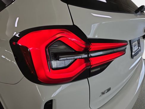 Used 2022 BMW X3 M40i w/ Premium Package image 33
