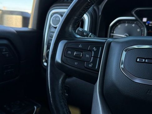 Used 2022 GMC Sierra 2500 Denali image 12