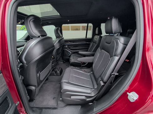 Certified 2021 Jeep Grand Cherokee L Overland w/ Luxury Tech Group IV image 13