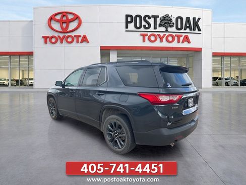 Used 2021 Chevrolet Traverse RS FWD image 6