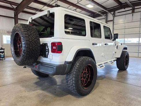 Used 2020 Jeep Wrangler Unlimited Sahara AWD/4WD image 5