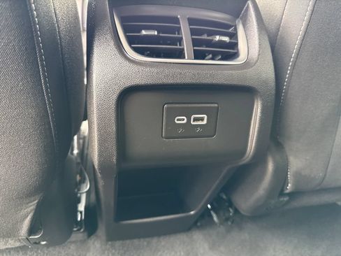Used 2024 Chevrolet Blazer LT w/ Convenience Package FWD image 31