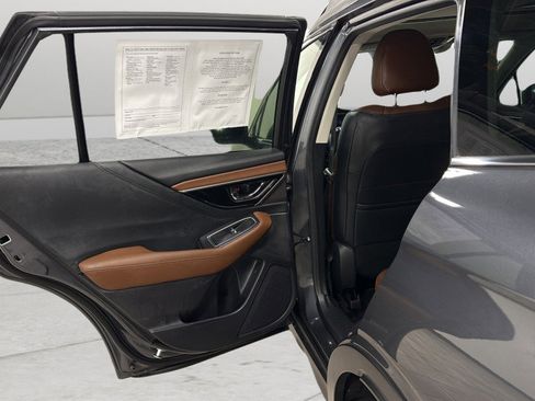 Used 2020 Subaru Outback Touring image 31