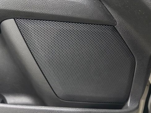 Used 2016 Ford Fusion SE w/ Equipment Group 202A FWD image 6