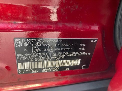 Used 2021 Toyota RAV4 XLE image 27