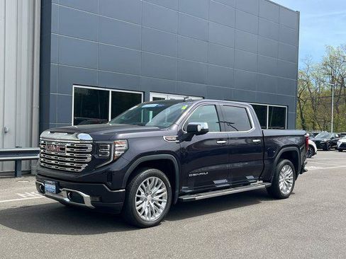 Certified 2024 GMC Sierra 1500 Denali w/ Technology Package AWD/4WD image 1