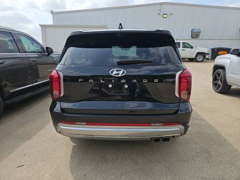 Used 2024 Hyundai Palisade Calligraphy image 4