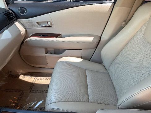 Used 2013 Lexus RX 450h AWD w/ Navigation Pkg image 12