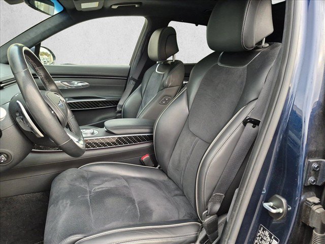 Used 2022 Genesis GV70 3.5T Sport w/ Sport Prestige Package AWD/4WD image 14