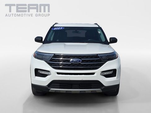 Used 2023 Ford Explorer XLT w/ Equipment Group 202A image 2