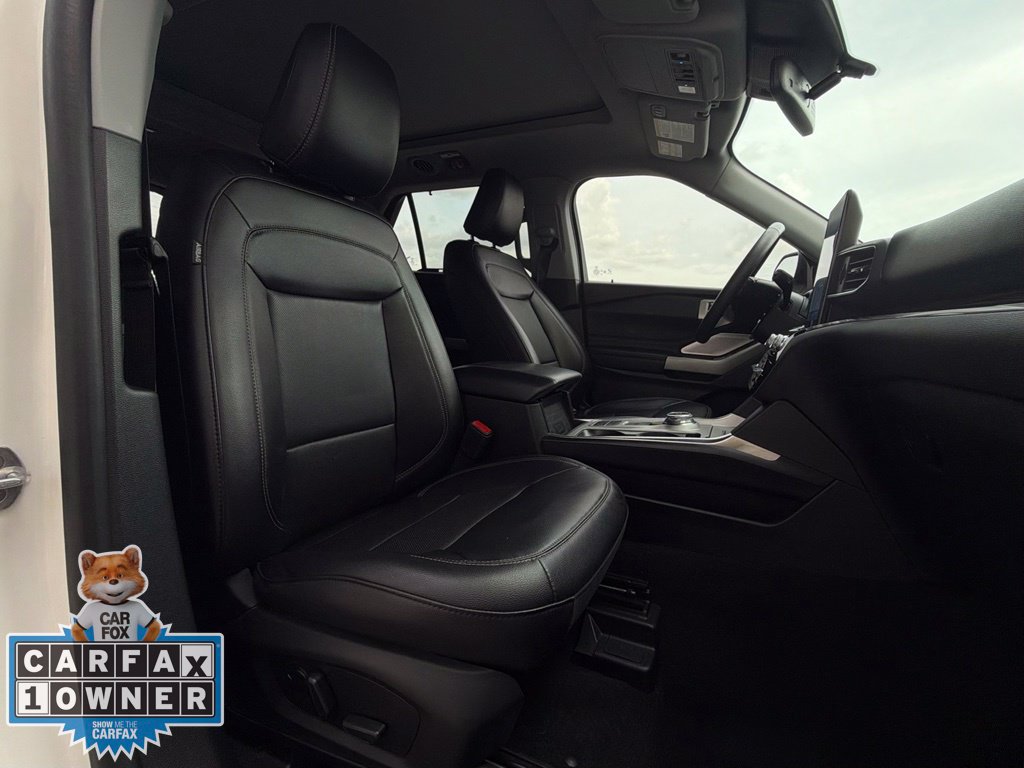 Used 2024 Ford Explorer Limited w/ Limited Technology Package RWD image 24