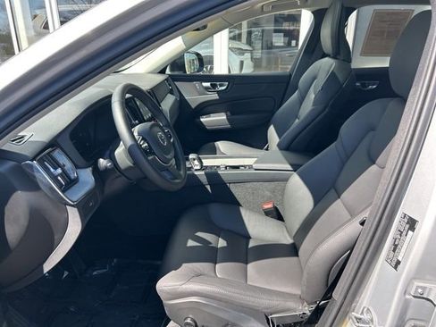 Certified 2025 Volvo XC60 B5 Plus AWD/4WD image 17