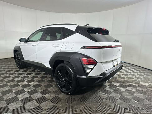 Used 2026 Hyundai Kona SEL Sport FWD image 5