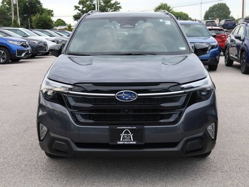 Certified 2025 Subaru Forester Touring w/ Popular Package - Touring AWD/4WD image 4