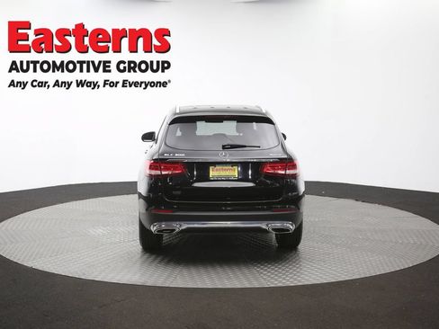 Used 2018 Mercedes-Benz GLC 300 4MATIC image 38