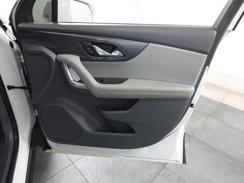 Used 2020 Chevrolet Blazer LT FWD image 31