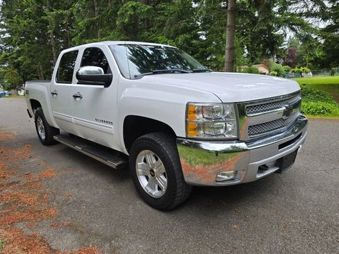 Used 2013 Chevrolet Silverado 1500 LT AWD/4WD image 8