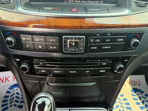Used 2014 Hyundai Equus Signature RWD image 30