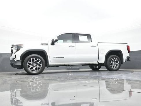 Used 2023 GMC Sierra 1500 SLT w/ SLT Convenience Package AWD/4WD image 62