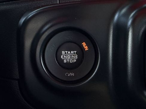 Used 2020 Jeep Gladiator Rubicon AWD/4WD image 22