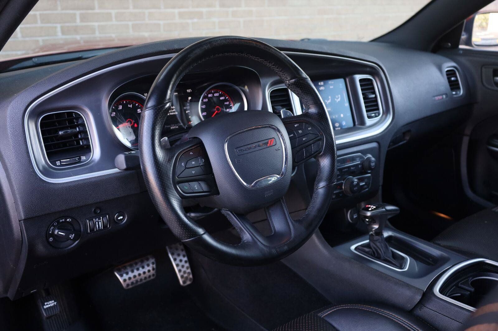 Used 2020 Dodge Charger Scat Pack RWD image 17