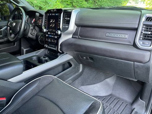 Used 2023 RAM 2500 Laramie AWD/4WD image 48