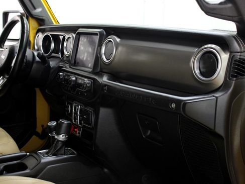 Used 2019 Jeep Wrangler Unlimited Rubicon image 44