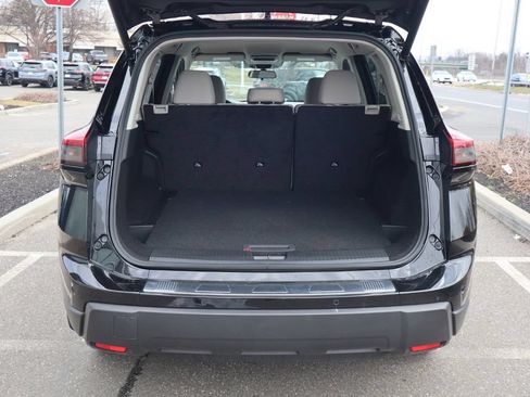 Certified 2025 Nissan Rogue SV AWD/4WD image 27