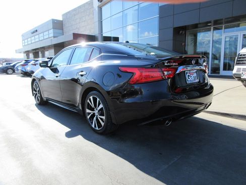 Used 2016 Nissan Maxima Platinum image 5