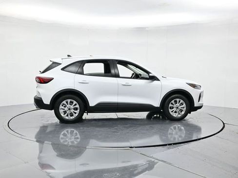 New 2026 Ford Escape Active image 3