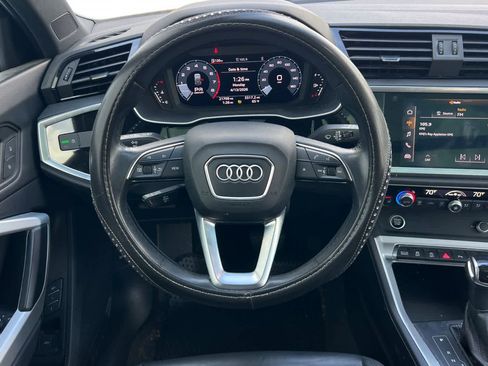 Used 2022 Audi Q3 2.0T Premium w/ Convenience Package image 16