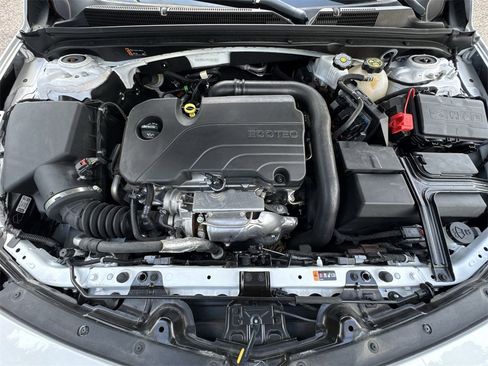Used 2023 Chevrolet Malibu LT image 25