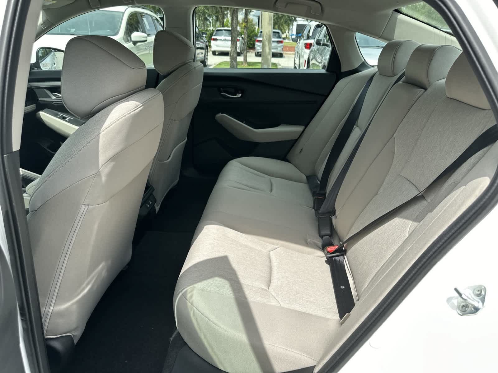 Used 2025 Honda Accord LX image 15