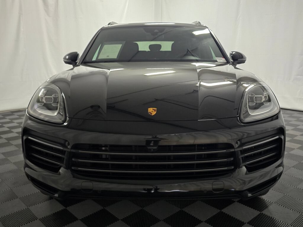 Certified 2023 Porsche Cayenne Platinum Edition AWD/4WD image 10