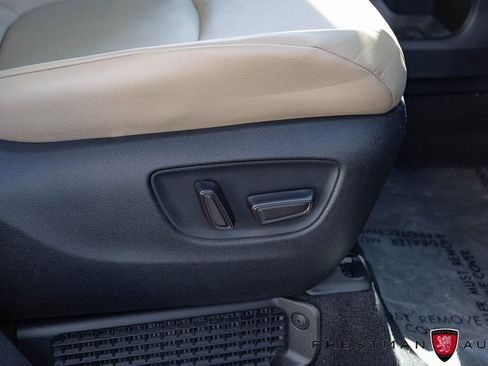 Used 2022 Toyota Sienna XLE image 24