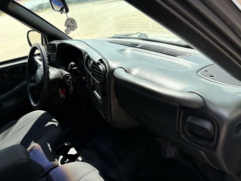 Used 2003 GMC Sonoma SL w/ Convenience Package image 23