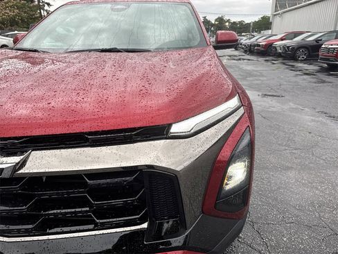 New 2026 Chevrolet Equinox ACTIV w/ Convenience Package III image 10