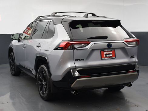 Used 2023 Toyota RAV4 XSE AWD/4WD image 3