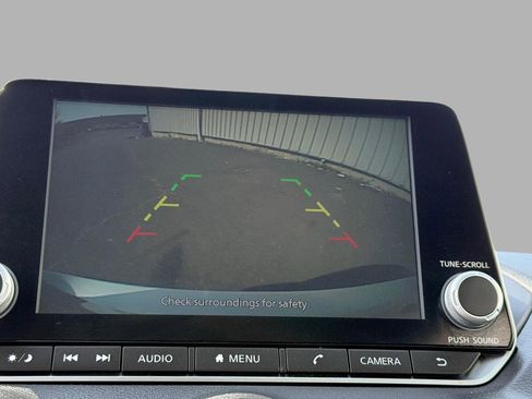 Used 2022 Nissan Sentra SV image 23