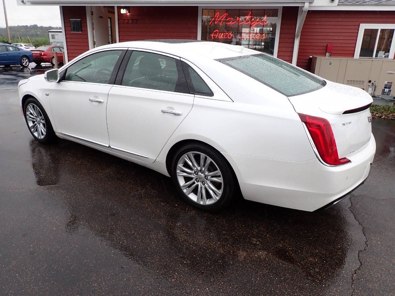 Used 2019 Cadillac XTS Luxury AWD/4WD image 4