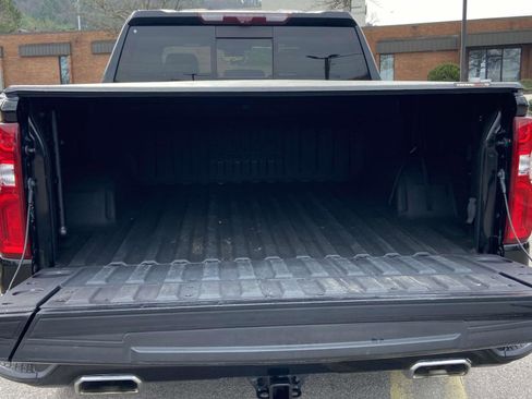 Used 2023 Chevrolet Silverado 1500 High Country w/ High Country Premium Package image 37